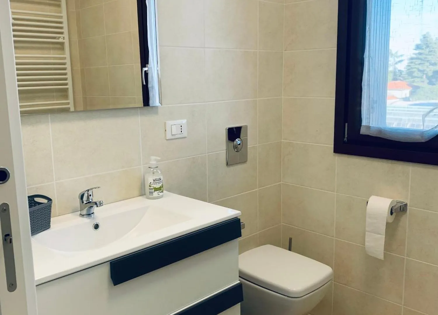 Deny & Carol'S House - App. 33 Apartment Somma Lombardo Italy